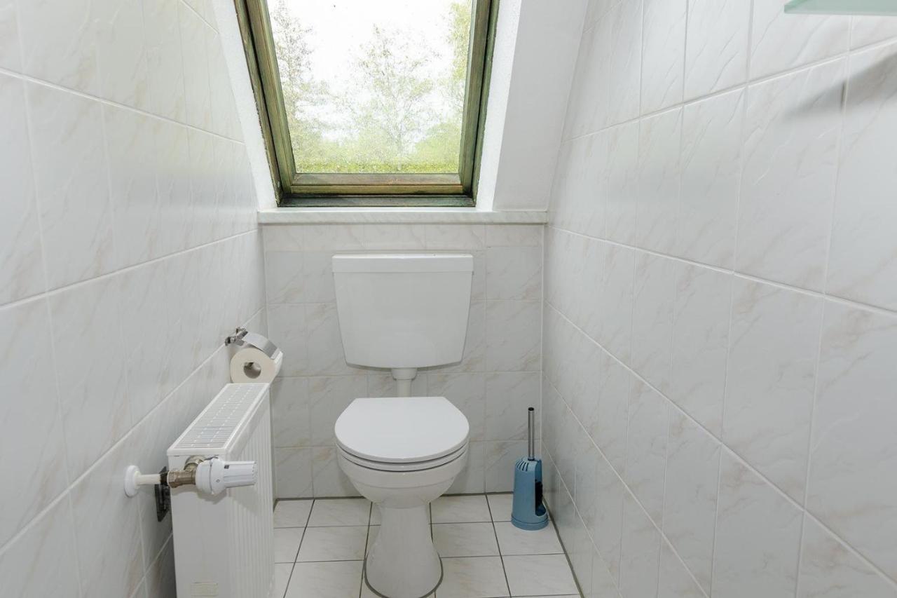 Ferienwohnung-Auf-Ruegen-Fuer-3-Erwachsene-Und-1-Kind-In-Schaprode-Zi6 Экстерьер фото