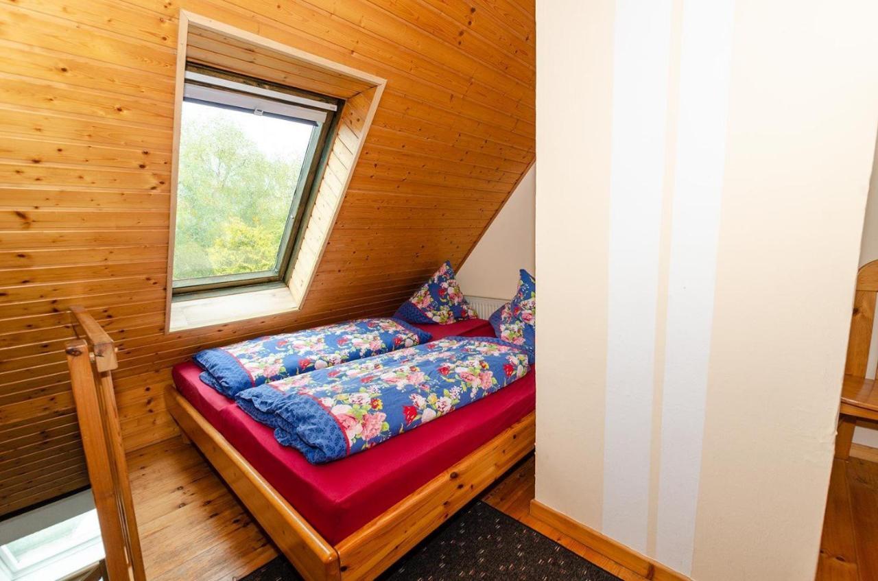 Ferienwohnung-Auf-Ruegen-Fuer-3-Erwachsene-Und-1-Kind-In-Schaprode-Zi6 Экстерьер фото